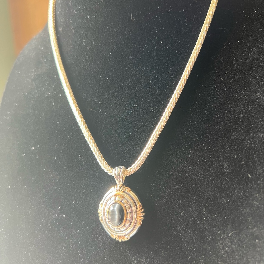 Roman Pendant on Silver Rope Chain - Picture 3 of 4